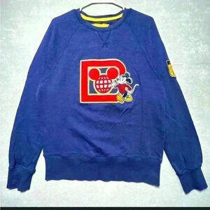 Vintage Disney sweatshirt size S